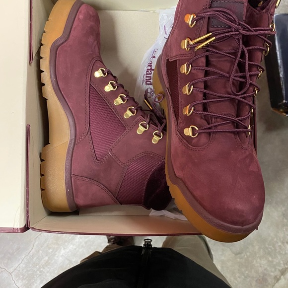 Timberlands - Picture 2 of 6